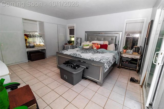 221 Lincoln Street, Lapeer, MI 48446
