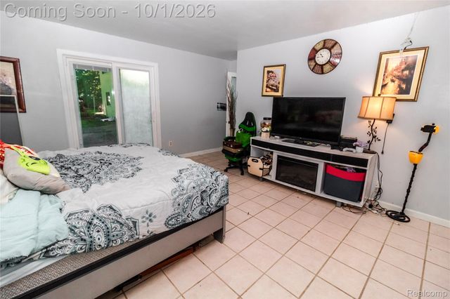 221 Lincoln Street, Lapeer, MI 48446
