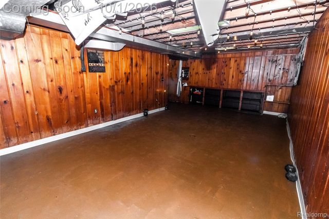 221 Lincoln Street, Lapeer, MI 48446