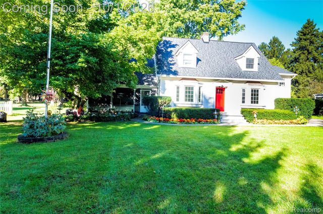 221 Lincoln Street, Lapeer, MI 48446