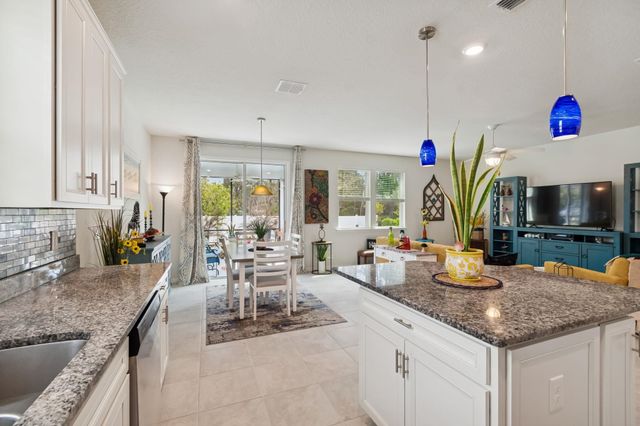 386 La Mancha Dr, St Augustine, FL 32086