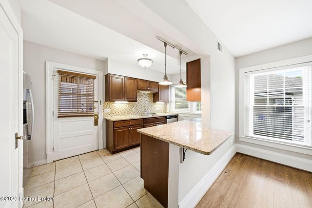 1971 Bardstown Rd APT 5, Louisville, KY 40205