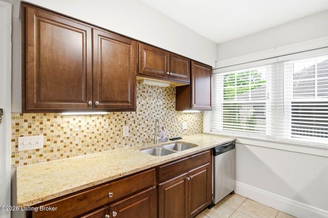 1971 Bardstown Rd APT 5, Louisville, KY 40205
