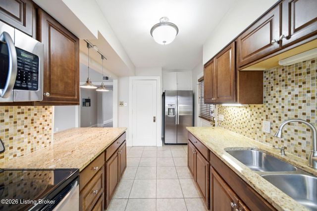 1971 Bardstown Rd APT 5, Louisville, KY 40205