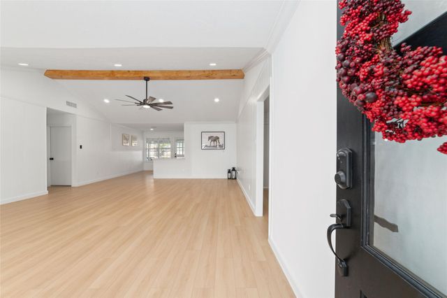 15326 E Hampton Circle, Houston, TX 77071