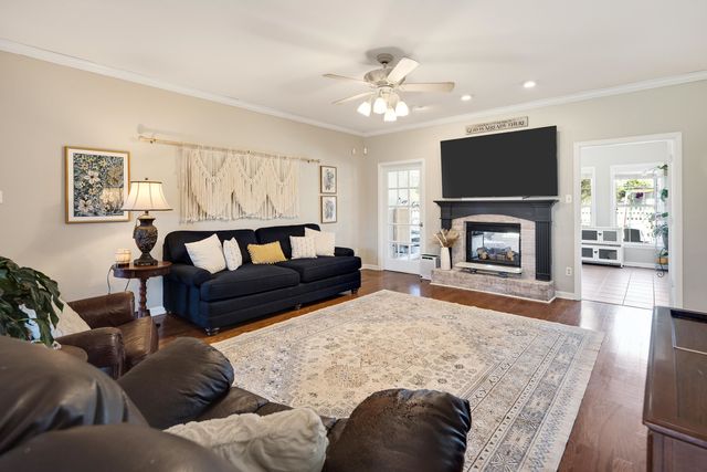 110 KYLIE GAYLE RD, Oakland, TN 38060