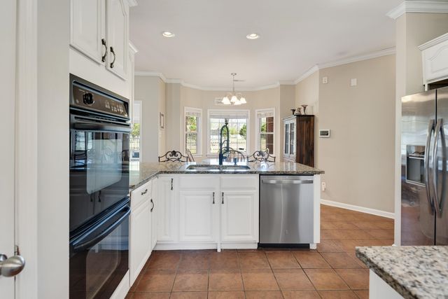 110 KYLIE GAYLE RD, Oakland, TN 38060