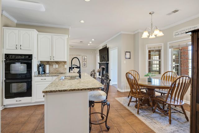 110 KYLIE GAYLE RD, Oakland, TN 38060