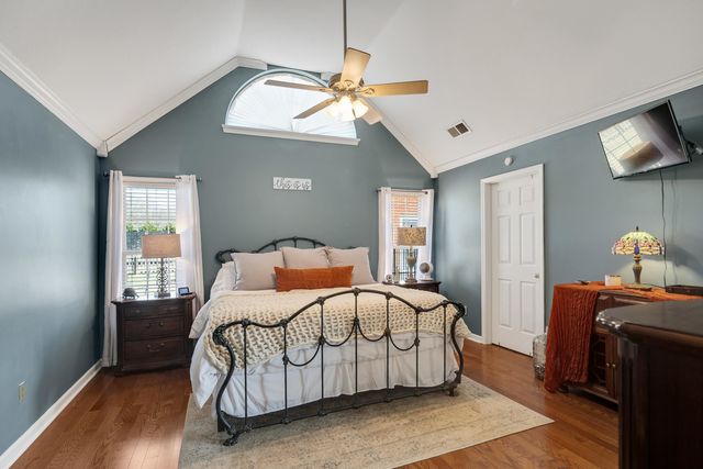 110 KYLIE GAYLE RD, Oakland, TN 38060