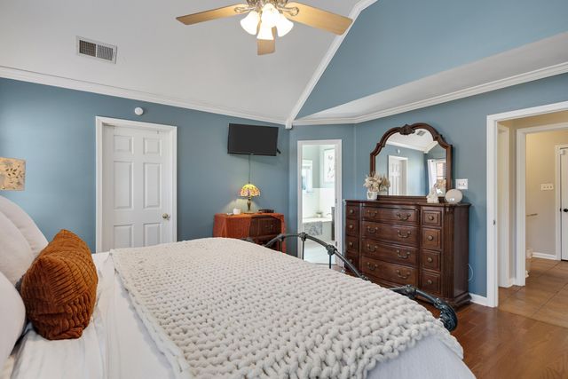 110 KYLIE GAYLE RD, Oakland, TN 38060