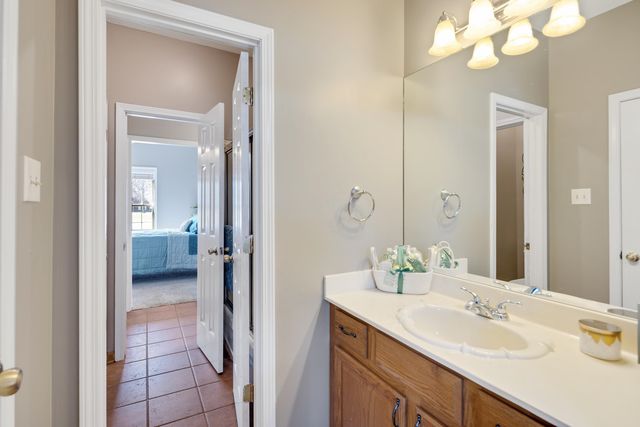 110 KYLIE GAYLE RD, Oakland, TN 38060