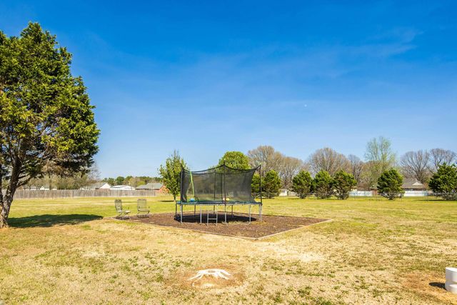 110 KYLIE GAYLE RD, Oakland, TN 38060