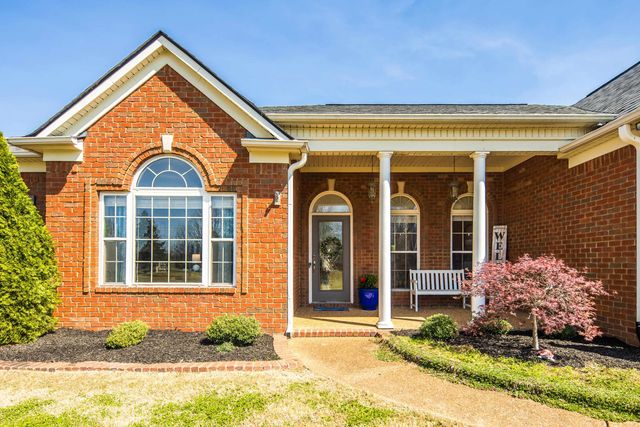 110 KYLIE GAYLE RD, Oakland, TN 38060