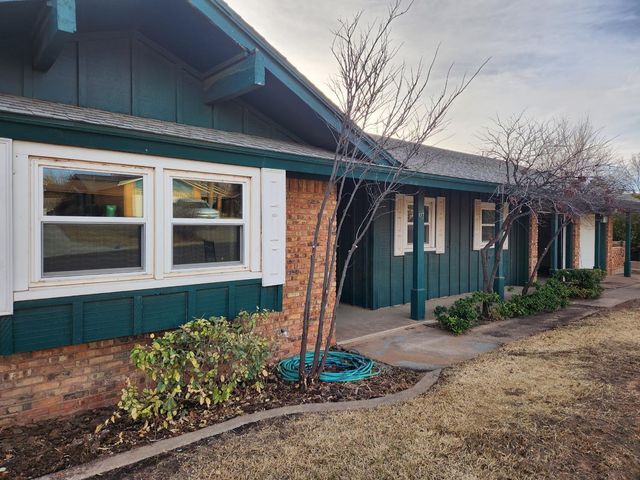 67 E Canyonview Drive, Ransom Canyon, TX 79366