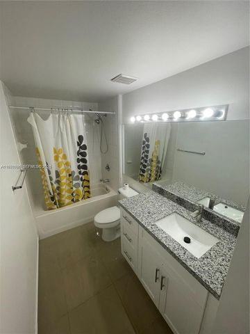 8070 N Nob Hill Rd 108, Tamarac, FL 33321