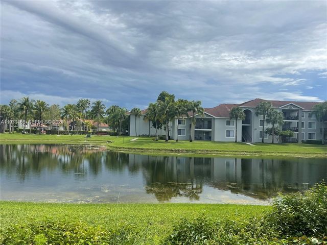 8070 N Nob Hill Rd 108, Tamarac, FL 33321