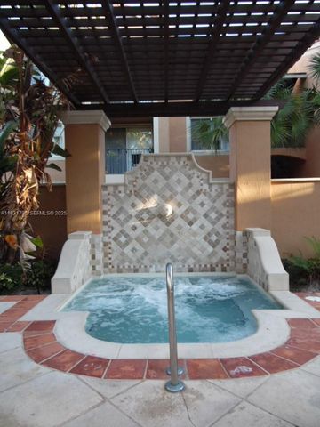 8070 N Nob Hill Rd 108, Tamarac, FL 33321