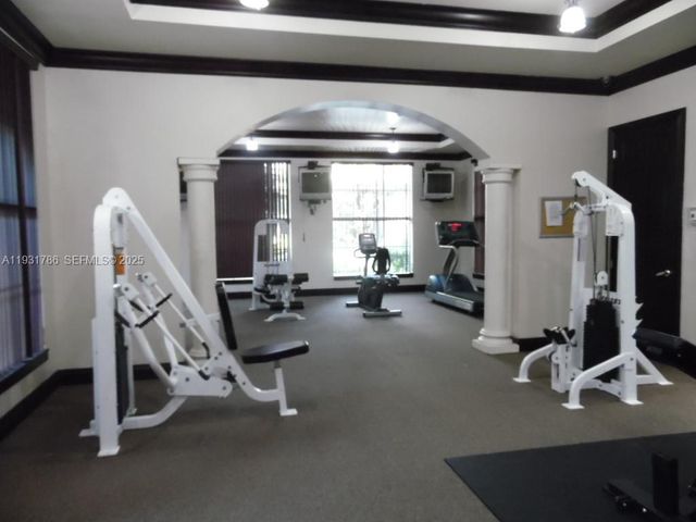 8070 N Nob Hill Rd 108, Tamarac, FL 33321