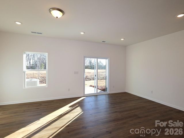 771 Kitfox Drive NW, Concord, NC 28027