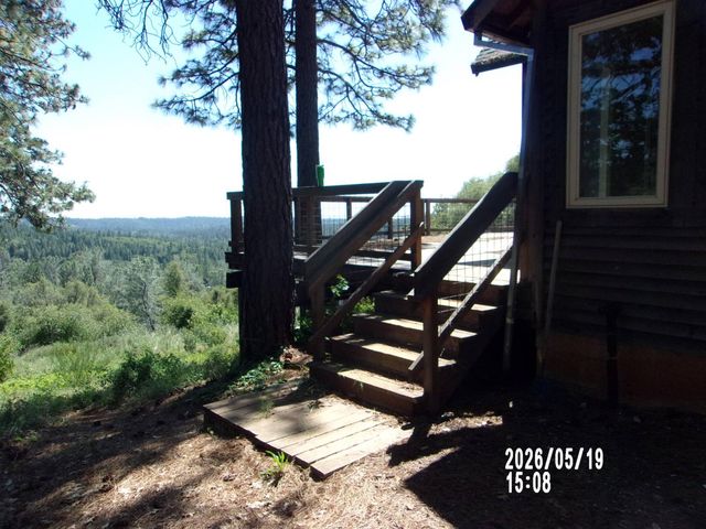 10752 John Barleycorn Rd, Nevada City, CA 95959