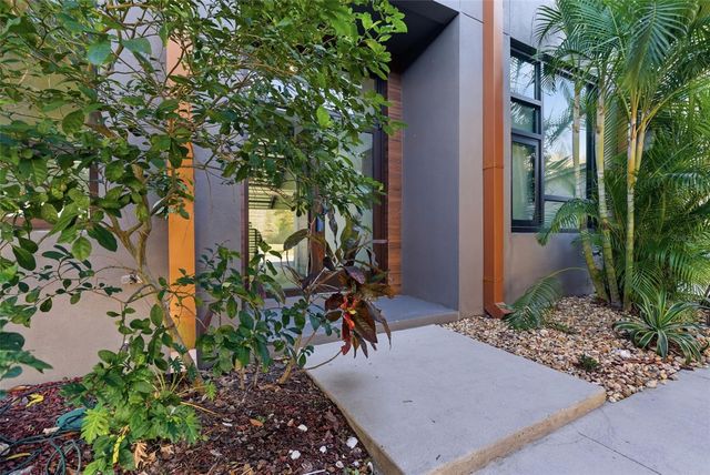 4132 GAUGE LINE LOOP, Tampa, FL 33624