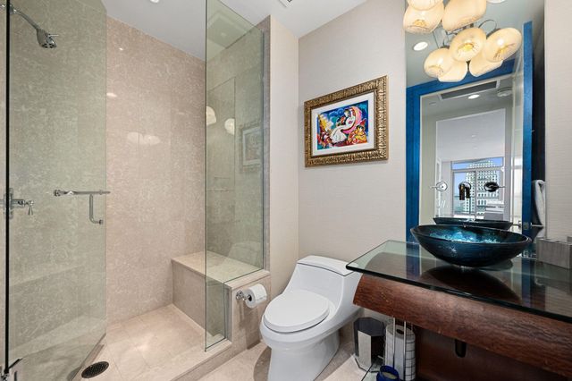 200 Congress Ave 24E, Austin, TX 78701