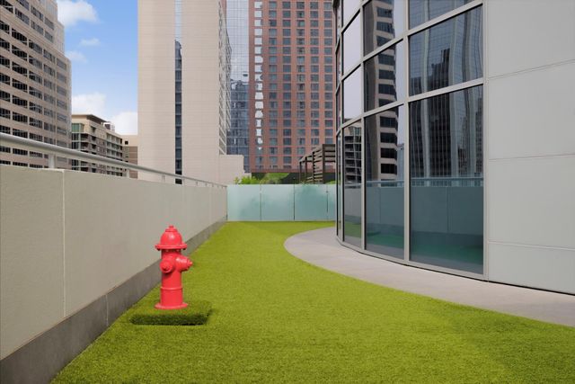 200 Congress Ave 24E, Austin, TX 78701