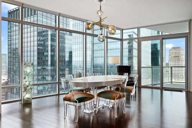 200 Congress Ave 24E, Austin, TX 78701