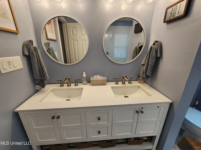 4598 Pinehaven Drive, Ocean Springs, MS 39564