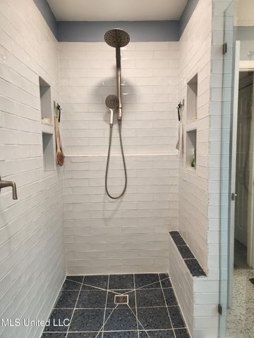 4598 Pinehaven Drive, Ocean Springs, MS 39564