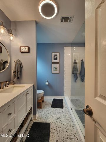 4598 Pinehaven Drive, Ocean Springs, MS 39564