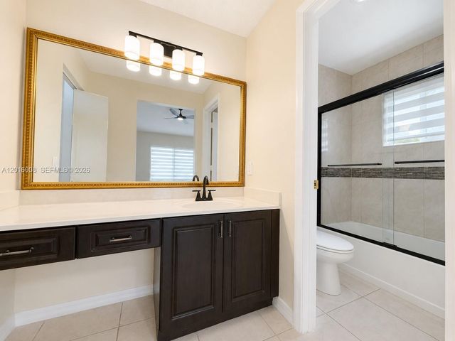 854 San Remo Dr 854, Weston, FL 33326
