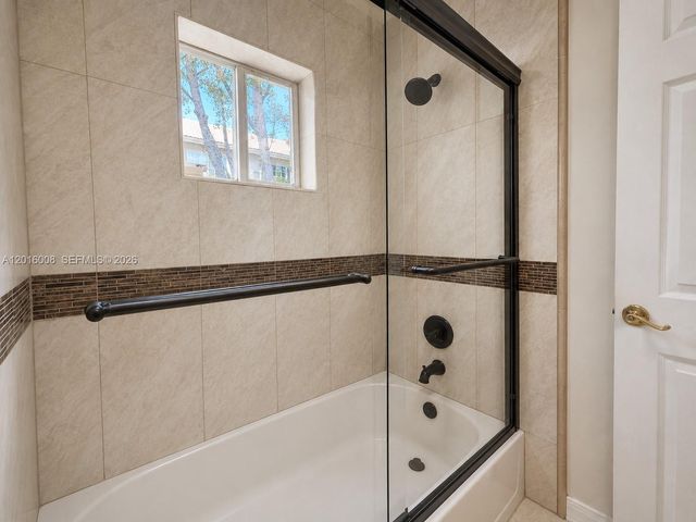 854 San Remo Dr 854, Weston, FL 33326