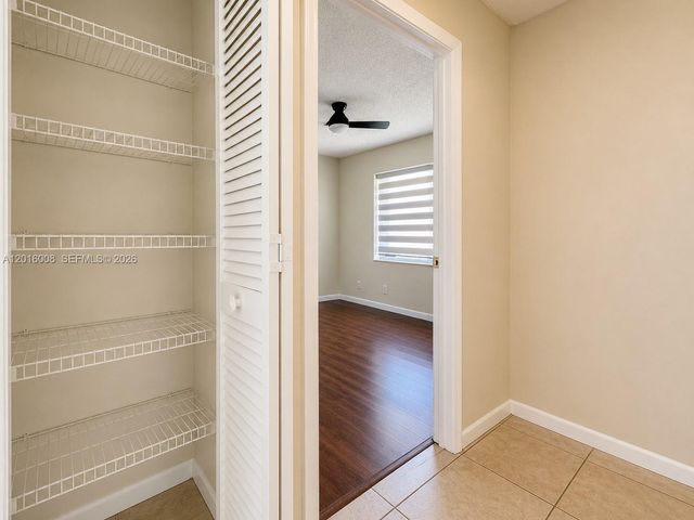 854 San Remo Dr 854, Weston, FL 33326