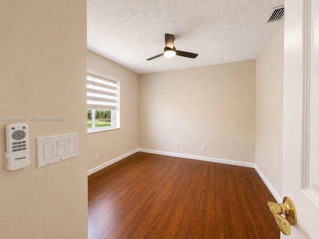 854 San Remo Dr 854, Weston, FL 33326