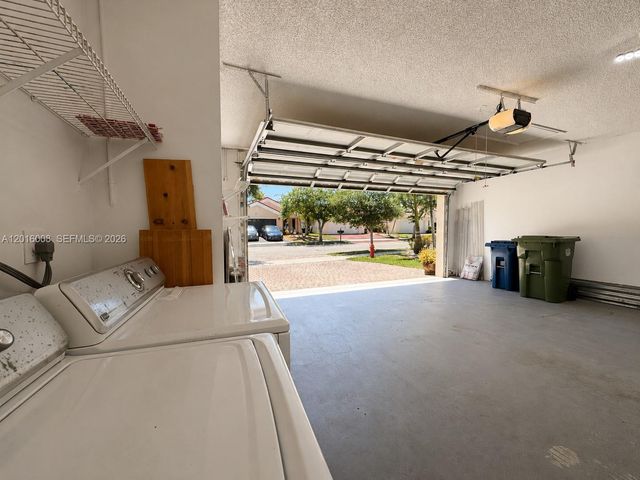854 San Remo Dr 854, Weston, FL 33326