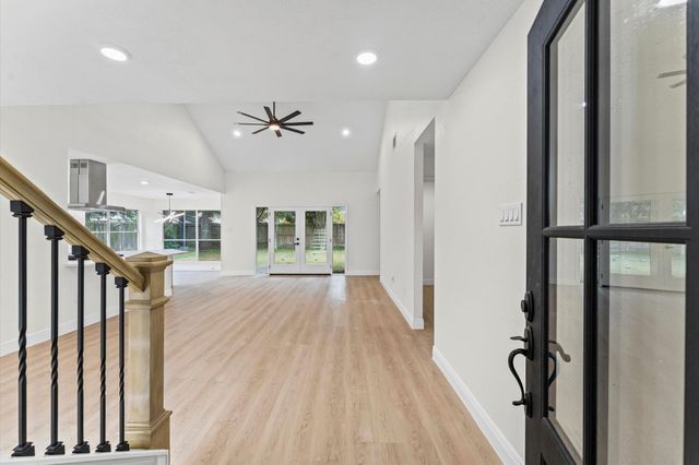 7631 Ashton Drive, Houston, TX 77095