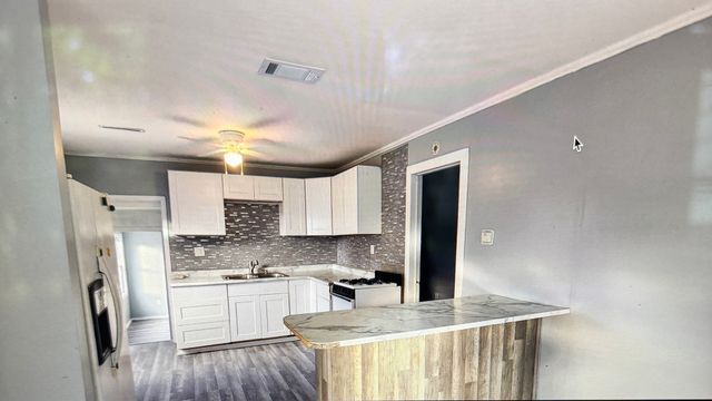 3042 Horton Street, Rockford, IL 61109
