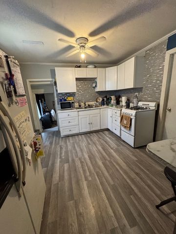 3042 Horton Street, Rockford, IL 61109