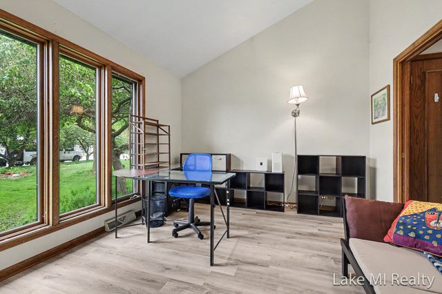 5537 Bentbrook Street Se, City Of Kentwood, MI 49508