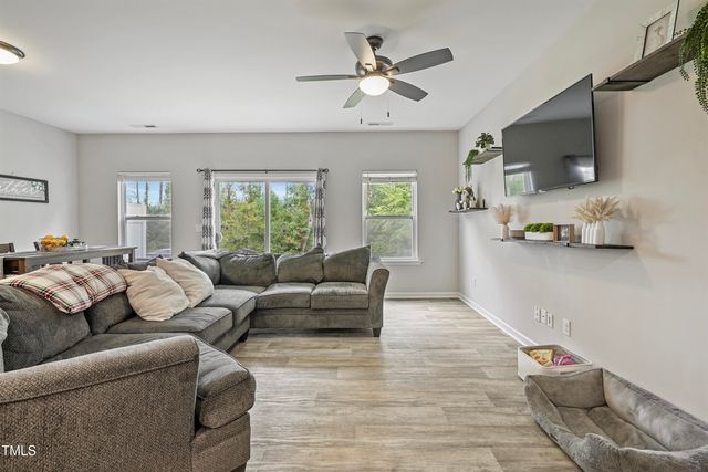 58 Willow Green Drive, Clayton, NC 27527