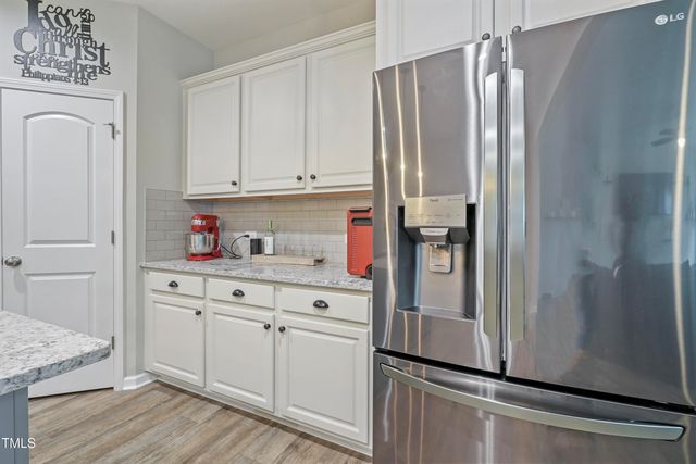 58 Willow Green Drive, Clayton, NC 27527