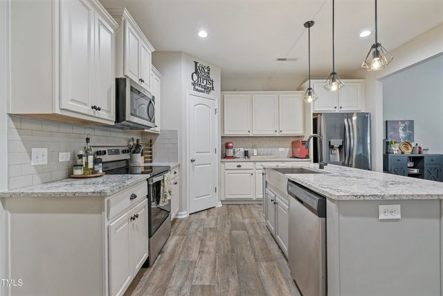 58 Willow Green Drive, Clayton, NC 27527