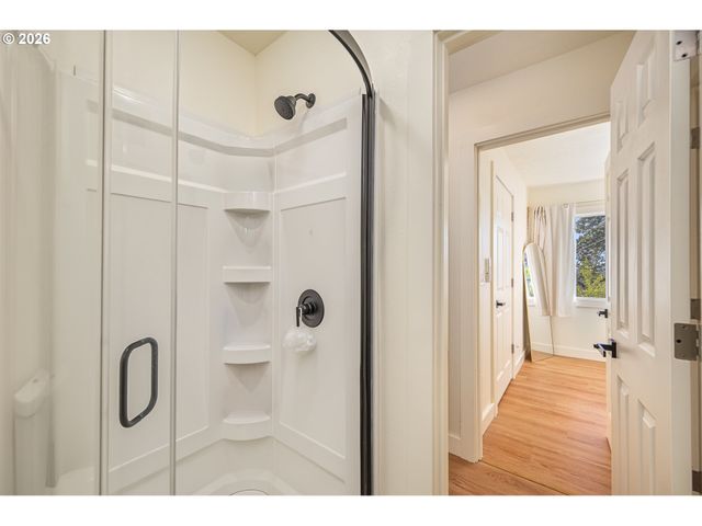452 S 4TH St, Springfield, OR 97477