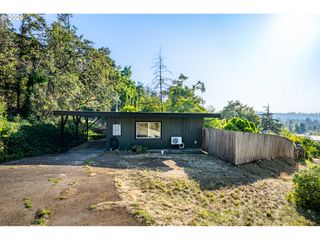452 S 4TH St, Springfield, OR 97477