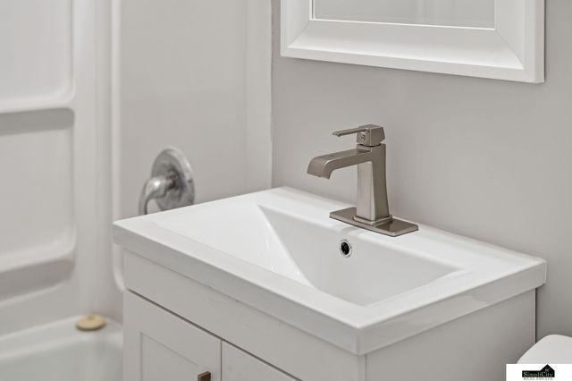 201 S 53rd Street, Lincoln, NE 68510