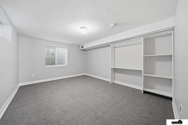 201 S 53rd Street, Lincoln, NE 68510