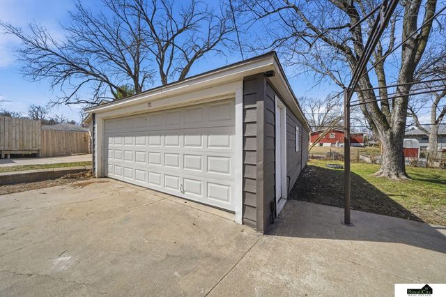 201 S 53rd Street, Lincoln, NE 68510
