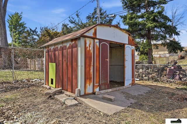 201 S 53rd Street, Lincoln, NE 68510