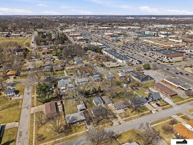 201 S 53rd Street, Lincoln, NE 68510